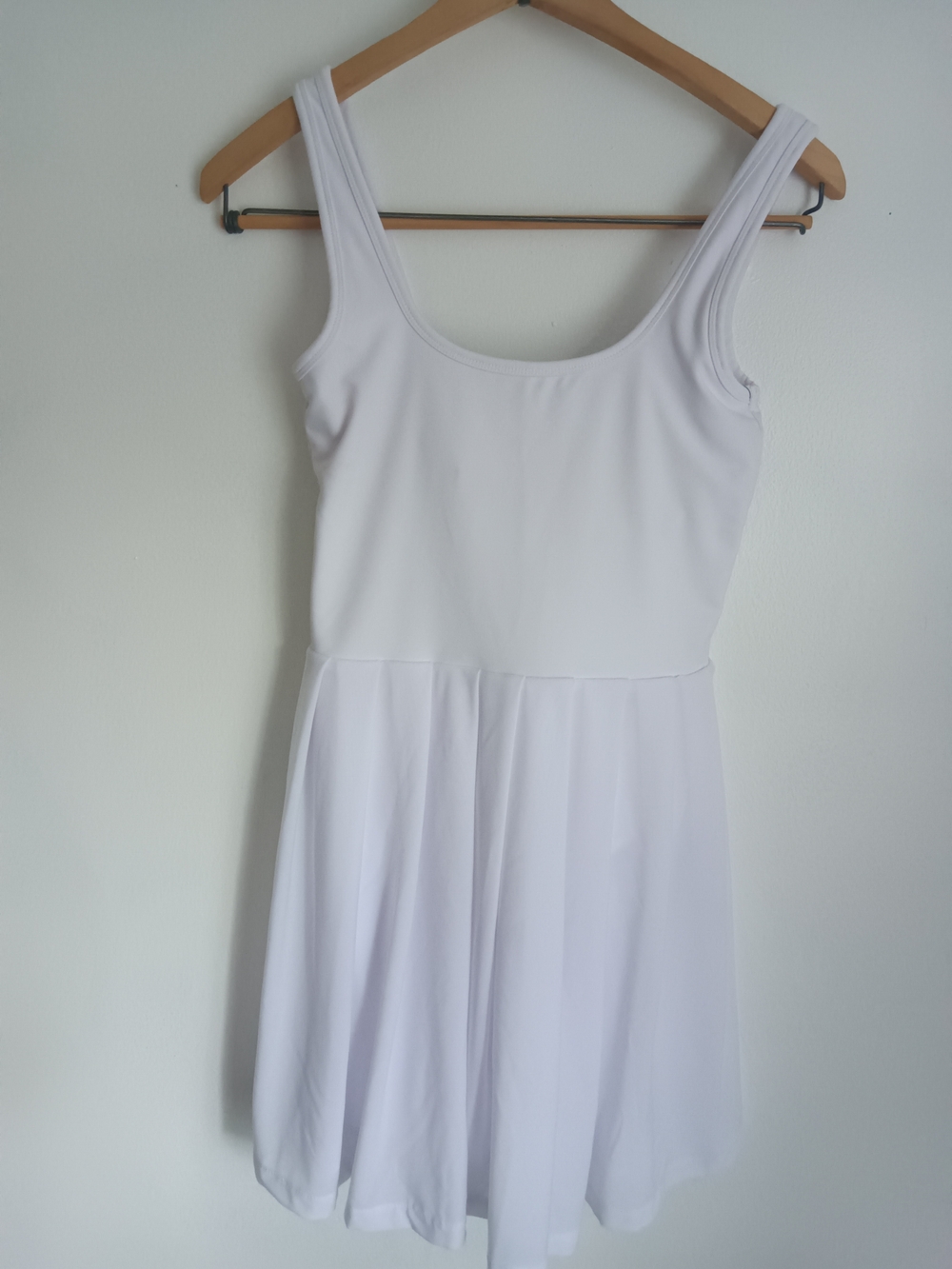 Classic White Scoop Neck Mini Dress